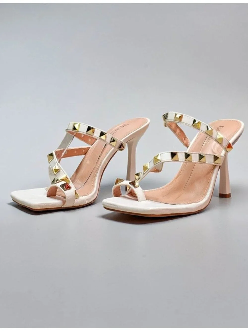 Studded High Heel Sandals With Strappy Design Open Toe & Gold-Tone Accents Ideal
